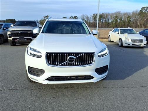 2020 Volvo XC90 T5 Momentum