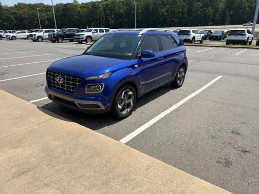 Intense Blue 2024 Hyundai VENUE Limited