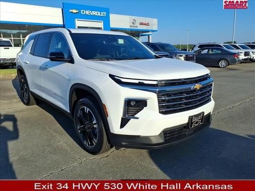 Summit White 2027 Chevrolet Traverse LT