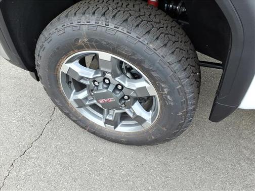 2026 GMC Sierra 2500 SLE