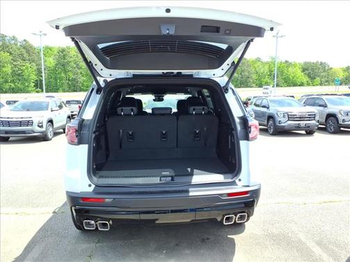 Summit White 2026 GMC Acadia AT4 AWD