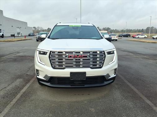 2024 GMC Acadia Denali