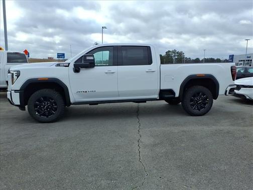 2026 GMC Sierra 2500 AT4