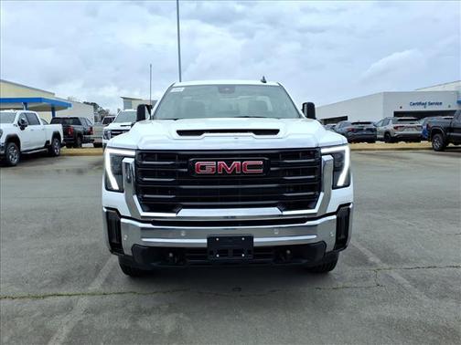 Summit White 2026 GMC Sierra 2500 Pro