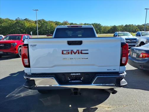 2026 GMC Sierra 2500 SLE