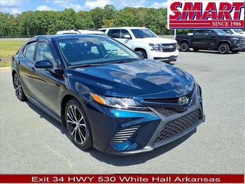 Galactic Aqua Mica 2020 Toyota Camry SE