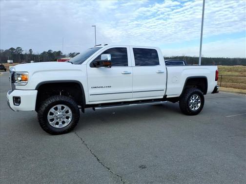 2017 GMC Sierra 2500 Denali