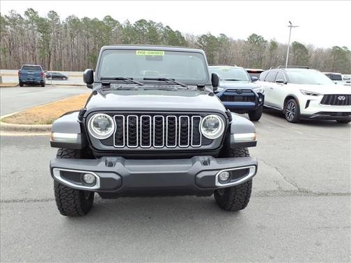 2024 Jeep Wrangler 4-Door Sahara 4x4