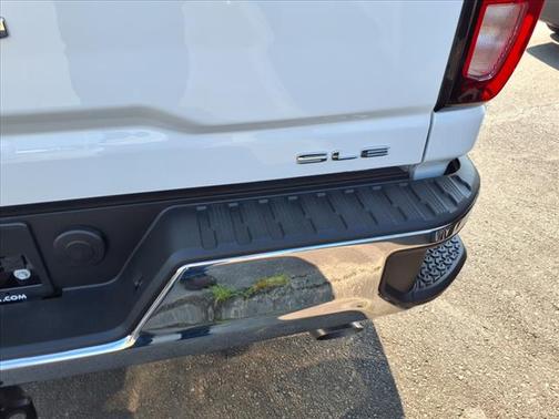 2025 GMC Sierra 2500 SLE