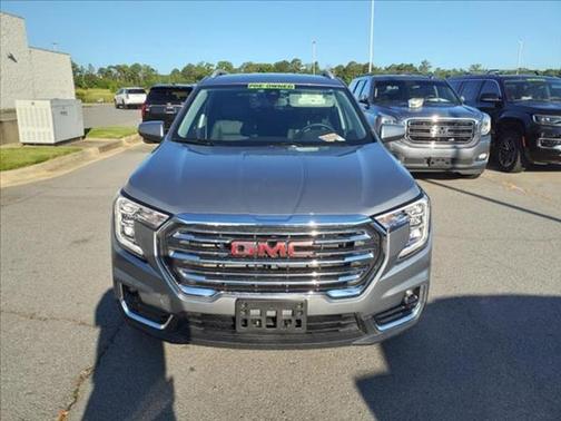 Sterling Metallic 2023 GMC Terrain SLT