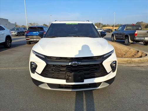 Summit White 2024 Chevrolet Blazer 3LT