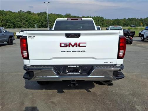 2026 GMC Sierra 2500 SLE