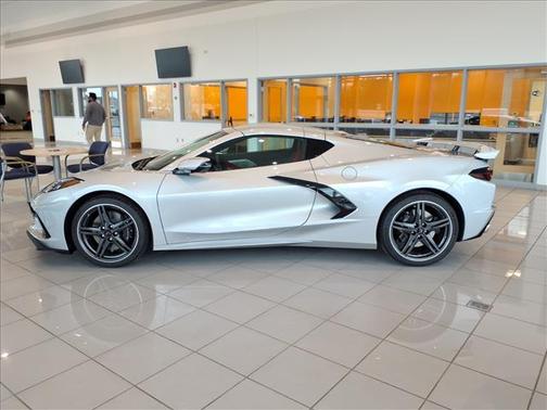 2026 Chevrolet Corvette Stingray w/2LT