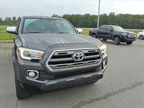 2017 Toyota Tacoma Limited