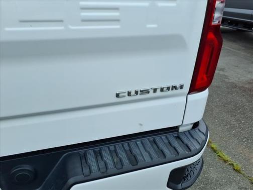 Summit White 2022 Chevrolet Silverado 1500 Limited Custom