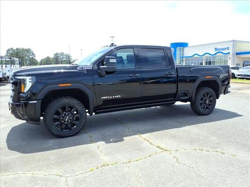 Onyx Black 2026 GMC Sierra 2500 AT4