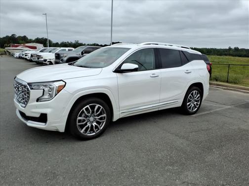 White Frost Tricoat 2023 GMC Terrain Denali