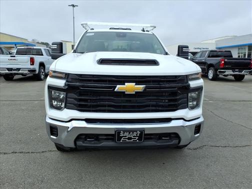 2025 Chevrolet Silverado 3500 WT