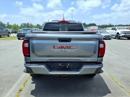 Sterling Metallic 2024 GMC Canyon AT4