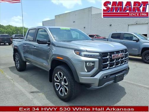 Sterling Metallic 2024 GMC Canyon AT4