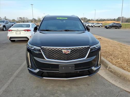 Stellar Black Metallic 2022 Cadillac XT6 Premium Luxury FWD