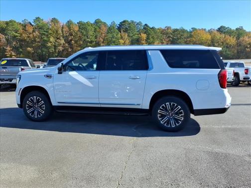 2026 GMC Yukon XL 4WD Elevation