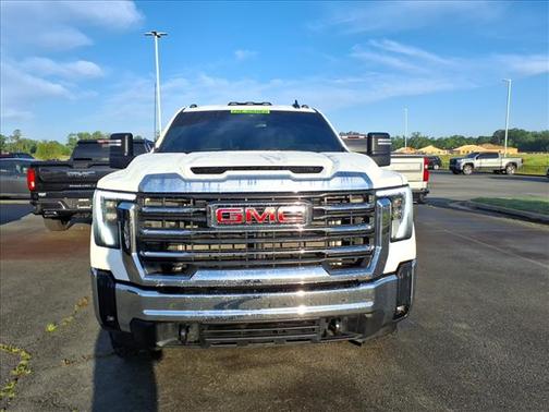 Summit White 2024 GMC Sierra 2500 SLE