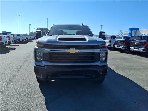 2026 Chevrolet Silverado 2500 Custom