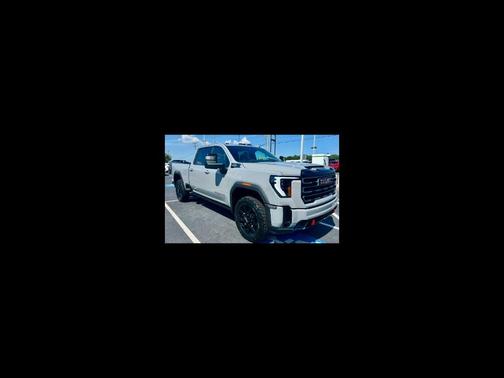 2025 GMC Sierra 2500 AT4