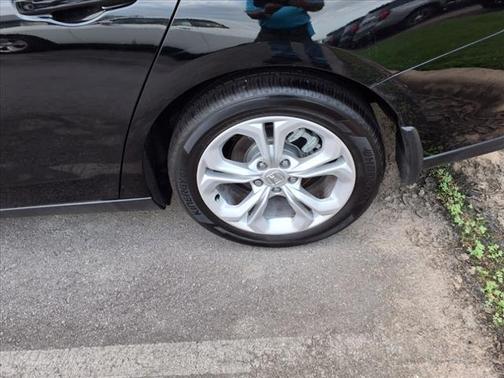 2024 Honda Accord LX 1.5T
