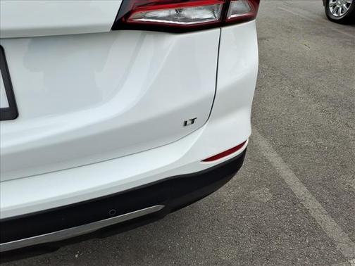Summit White 2022 Chevrolet Equinox 1LT