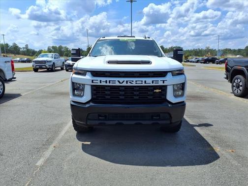 2022 Chevrolet Silverado 2500 Custom