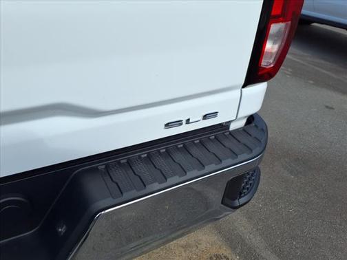 2025 GMC Sierra 2500 SLE