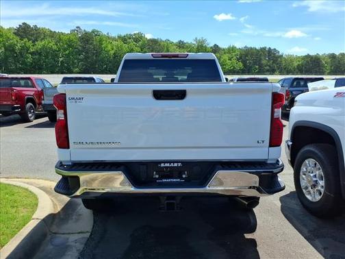 Summit White 2026 Chevrolet Silverado 2500 LT