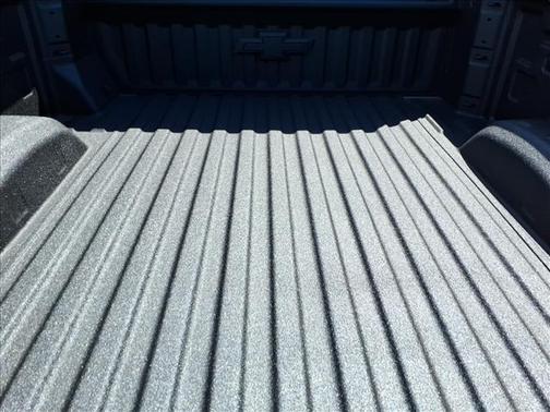 Summit White 2026 Chevrolet Silverado 2500 LT