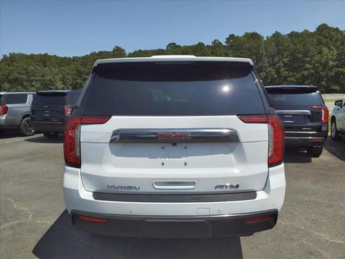 2024 GMC Yukon XL 4WD AT4