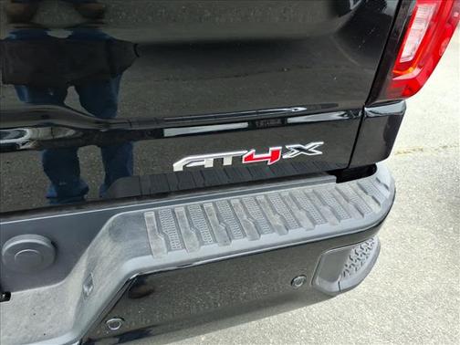 Onyx Black 2026 GMC Sierra 1500 AT4X