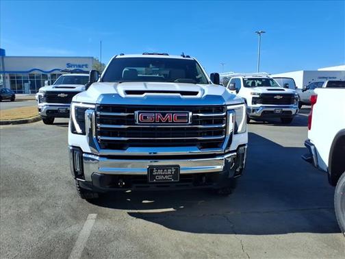 2026 GMC Sierra 2500 SLE