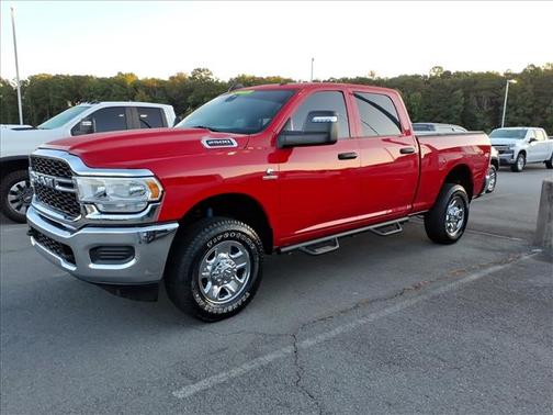 2024 RAM 2500 Tradesman Crew Cab 4x4 6'4' Box