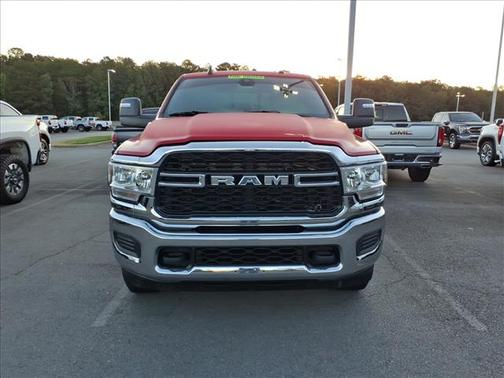 2024 RAM 2500 Tradesman Crew Cab 4x4 6'4' Box