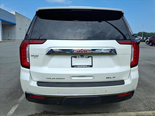 White Frost Tricoat 2021 GMC Yukon SLT