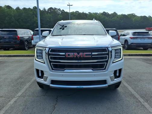 White Frost Tricoat 2021 GMC Yukon SLT