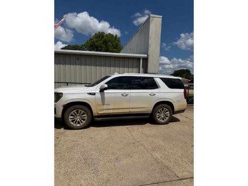 White Frost Tricoat 2021 GMC Yukon SLT