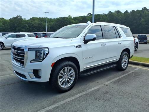 White Frost Tricoat 2021 GMC Yukon SLT