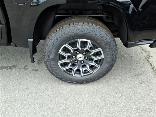 Black 2026 Chevrolet Colorado Z71