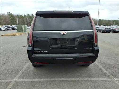 2019 Cadillac Escalade Luxury