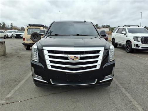 2019 Cadillac Escalade Luxury