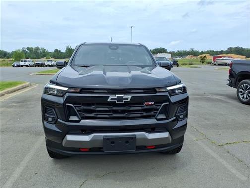 Black 2024 Chevrolet Colorado Z71