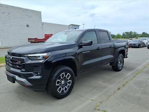Black 2024 Chevrolet Colorado Z71