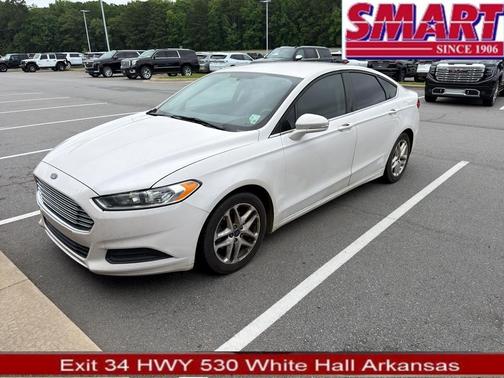White Platinum Metallic Tri-Coat 2016 Ford Fusion SE